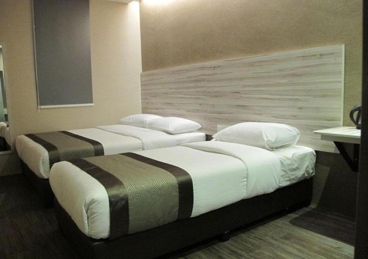 Hotel Austin Paradise - Taman Pulai Utama Skudai Kültér fotó