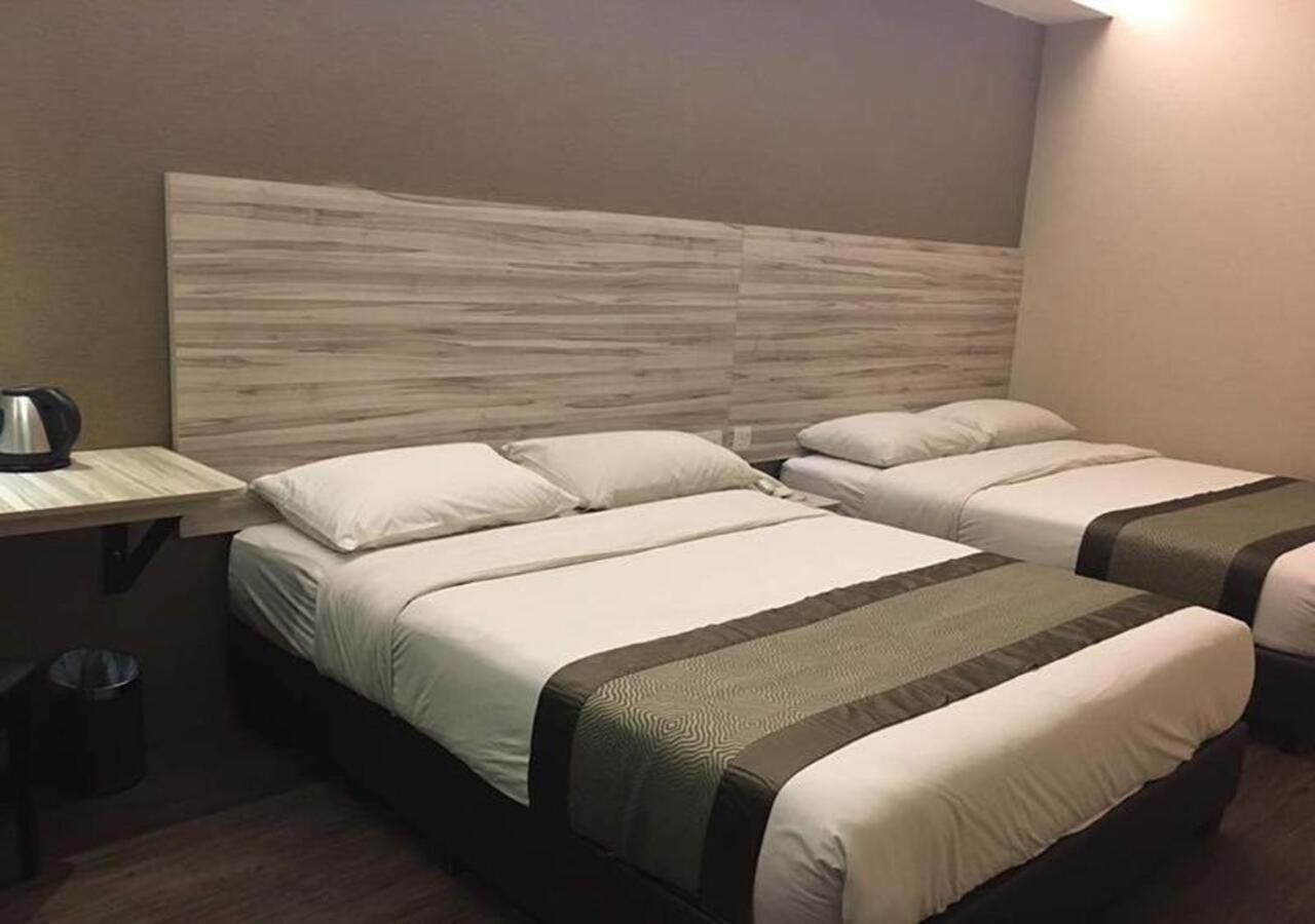 Hotel Austin Paradise - Taman Pulai Utama Skudai Kültér fotó