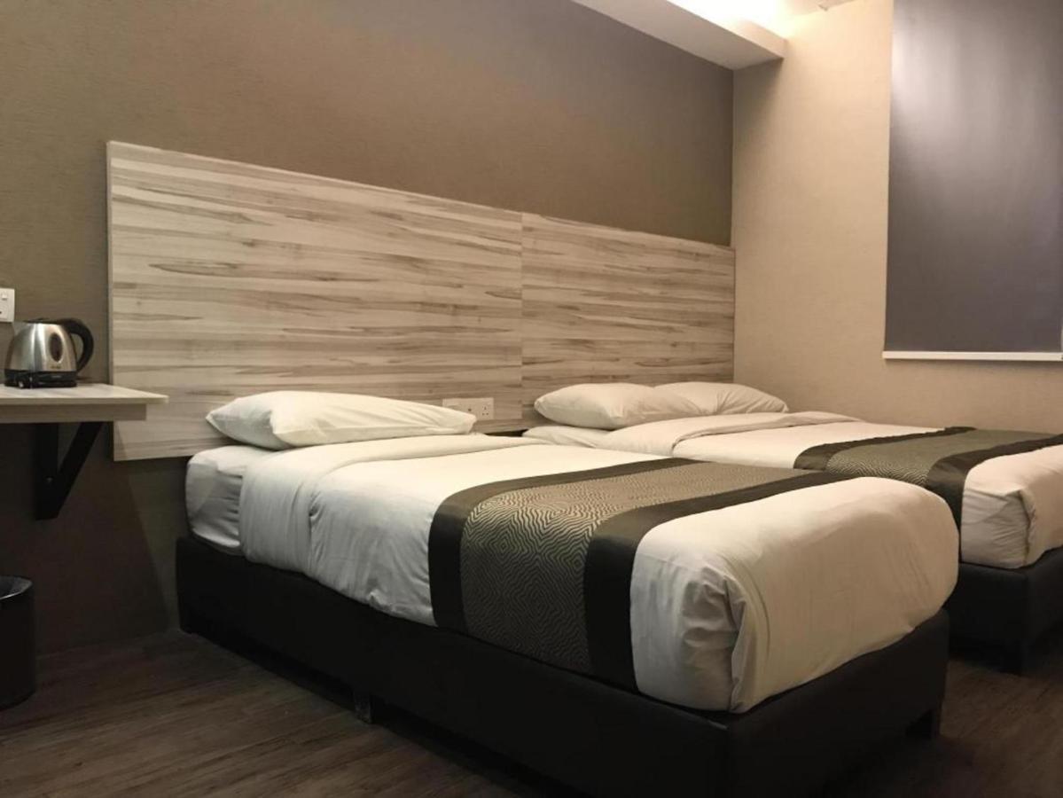 Hotel Austin Paradise - Taman Pulai Utama Skudai Kültér fotó