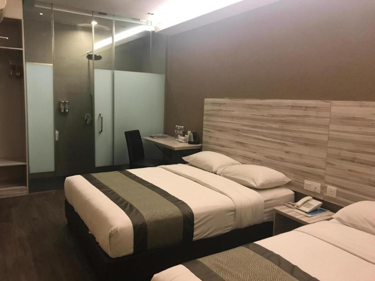 Hotel Austin Paradise - Taman Pulai Utama Skudai Kültér fotó